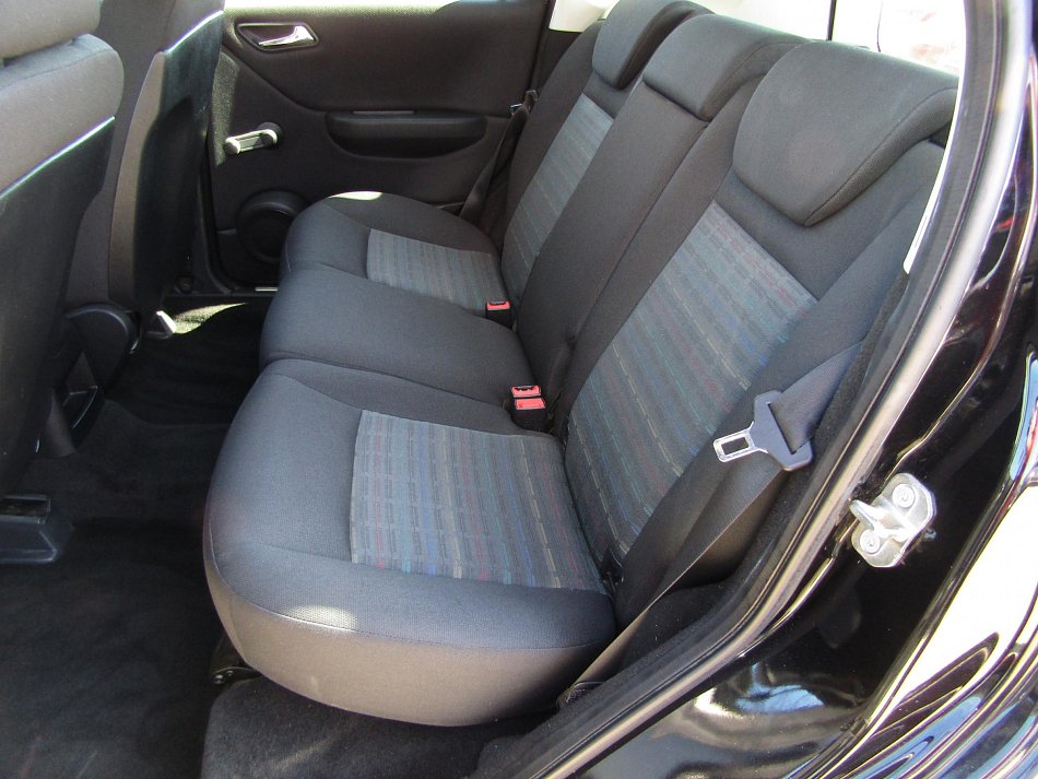 Mercedes-Benz Třída A 1.5i  150