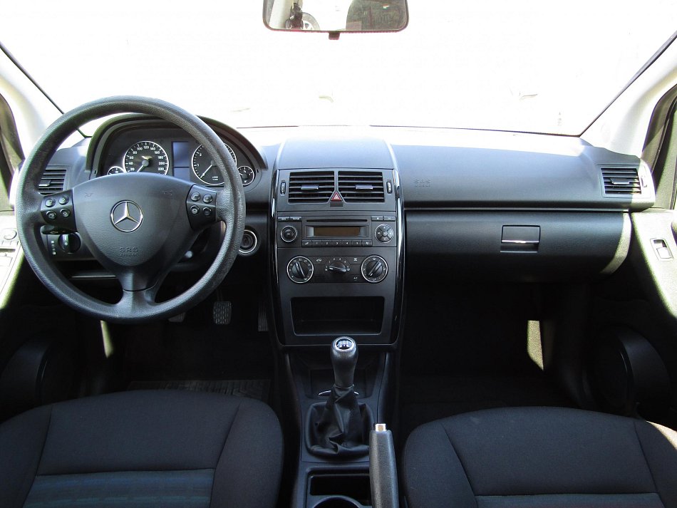Mercedes-Benz Třída A 1.5i  150