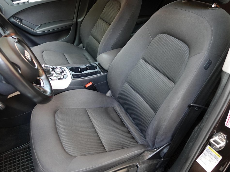 Audi A4 2.0 TDi 