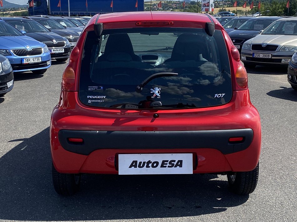 Peugeot 107 1.0i 