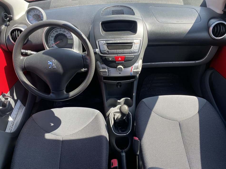 Peugeot 107 1.0i 