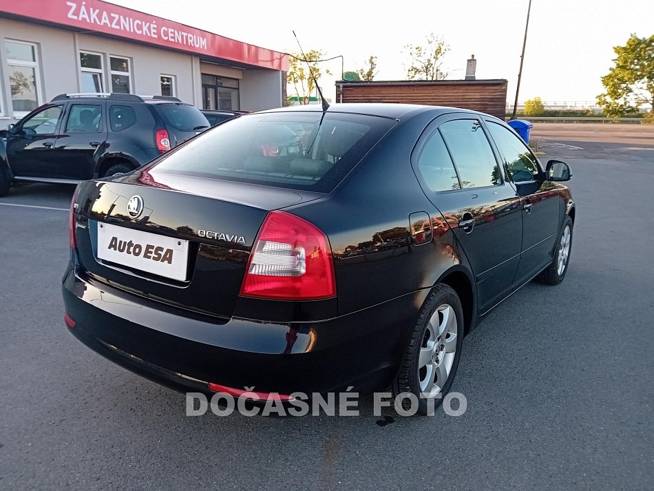 Škoda Octavia II 1.6MPi Ambiente