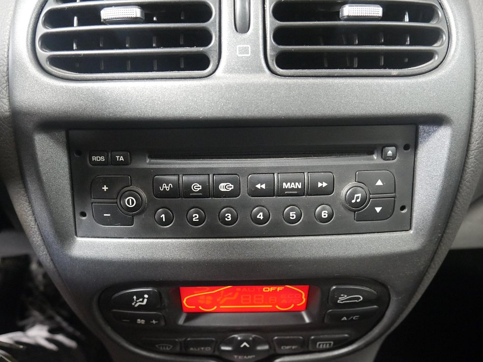 Peugeot 206 1.4i 