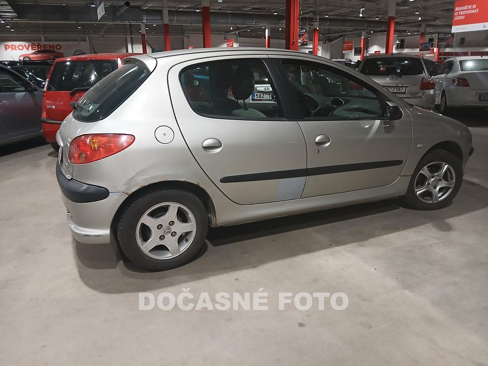 Peugeot 206 1.4i 