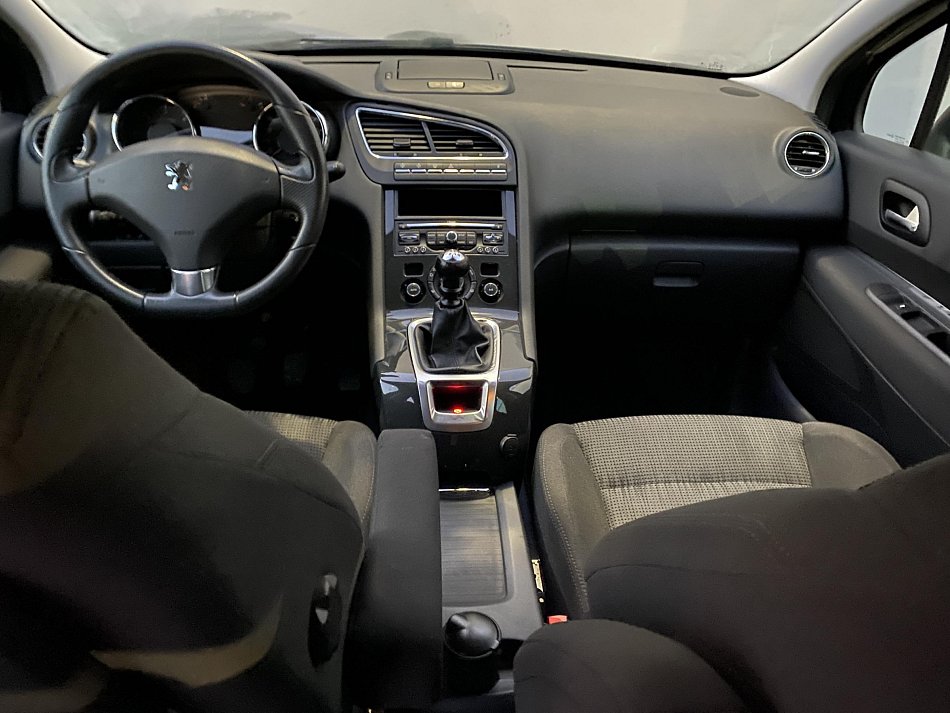 Peugeot 5008 2.0 HDi 