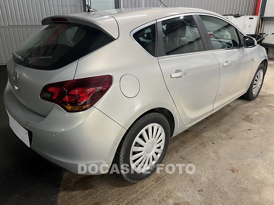 Opel Astra 1.4i 