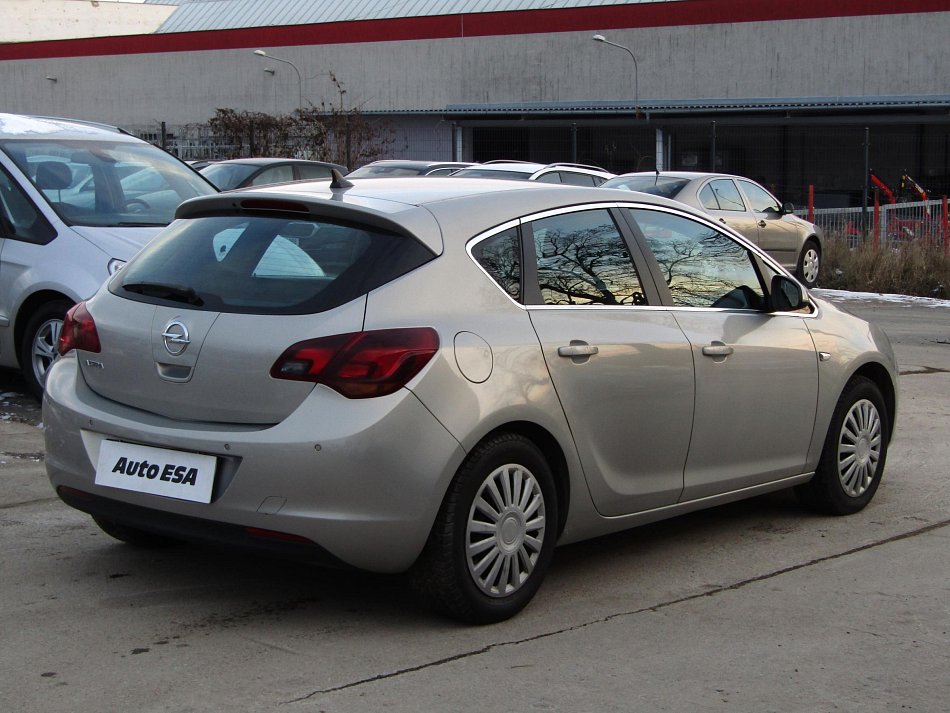 Opel Astra 1.4i 