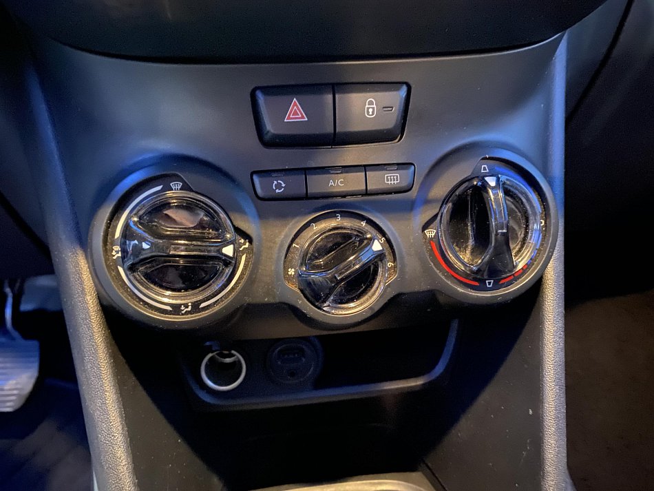 Peugeot 2008 1.2PT Style