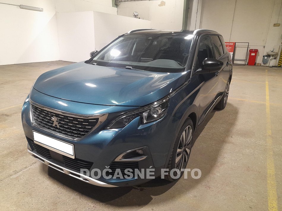 Peugeot 5008 1.5 HDi  4x4, 7míst