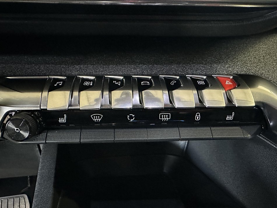 Peugeot 5008 1.5 HDi  7míst