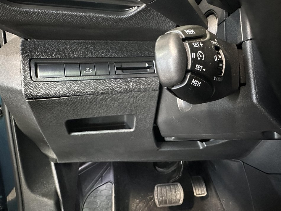 Peugeot 5008 1.5 HDi  7míst