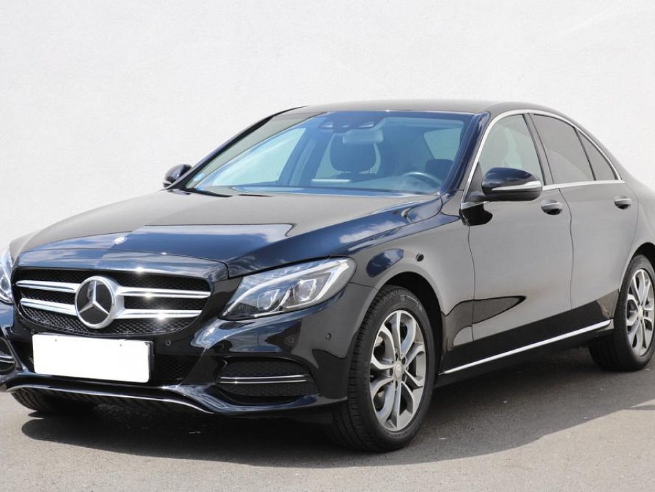 Mercedes-Benz Třída C 1.6 Exclusive C180