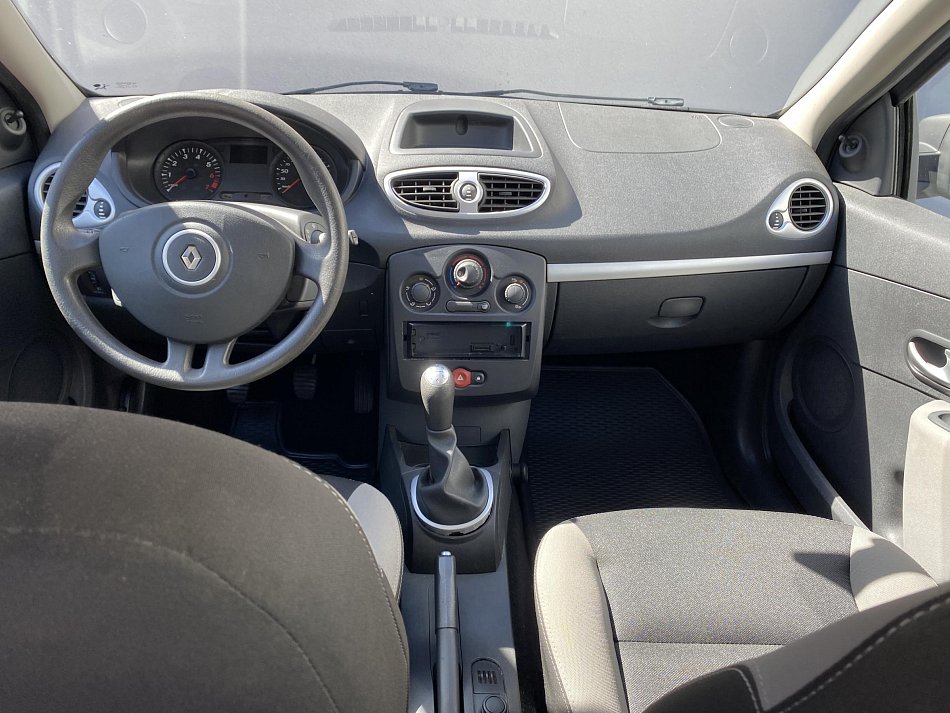Renault Clio 1.2i 