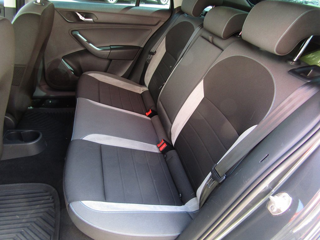 Škoda Rapid 1.6TDi Ambition