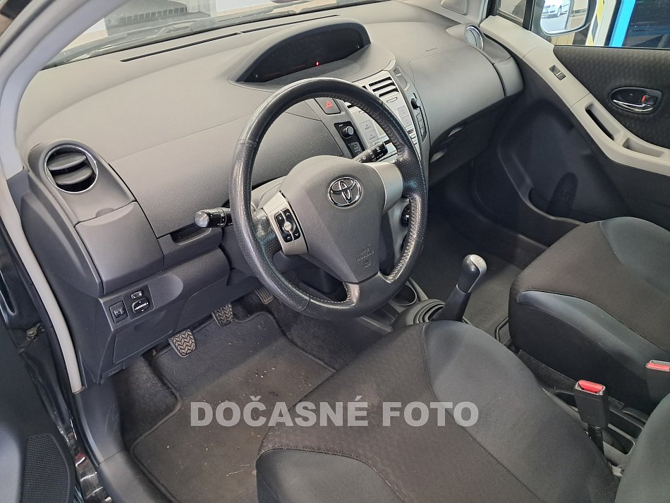 Toyota Yaris 1.8i 