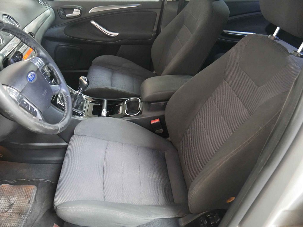 Ford S-MAX 2.0TDCi  7Míst