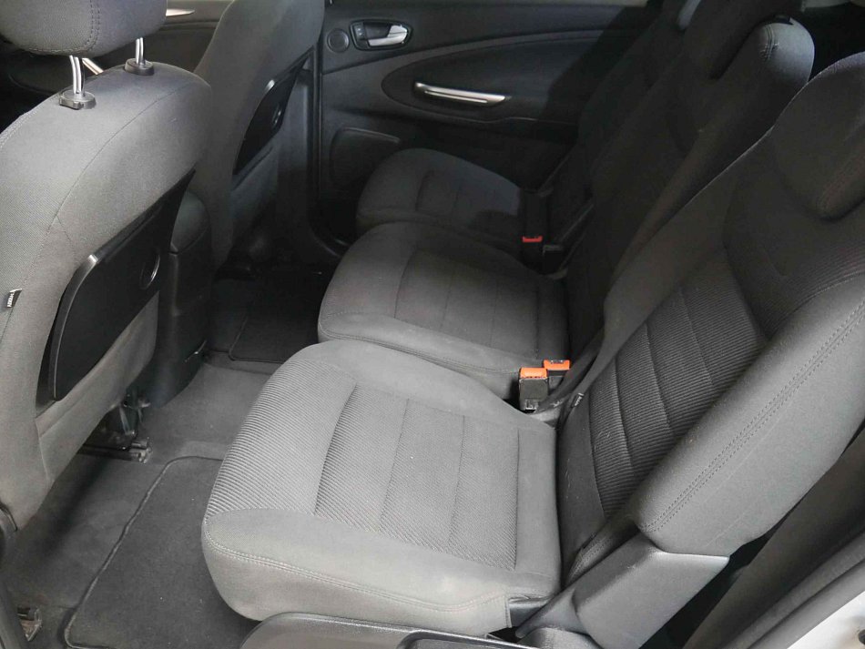Ford S-MAX 2.0TDCi  7Míst