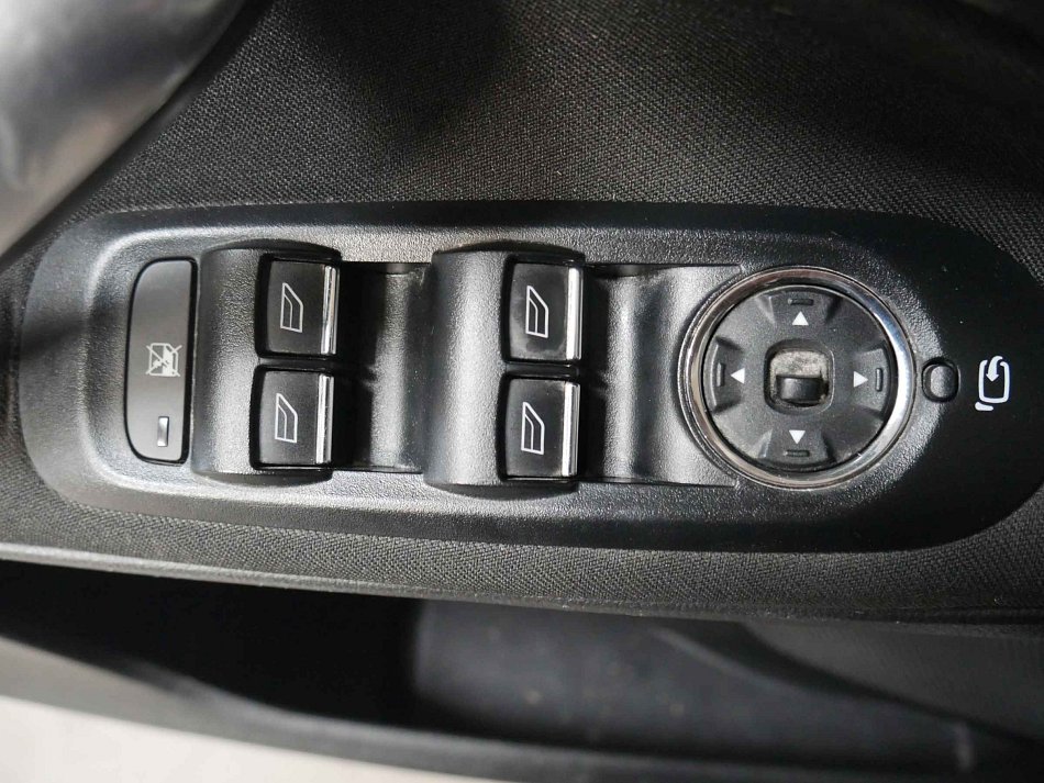 Ford S-MAX 2.0TDCi  7Míst