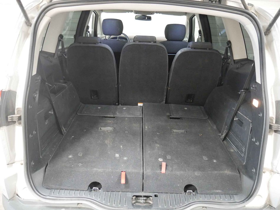 Ford S-MAX 2.0TDCi  7Míst
