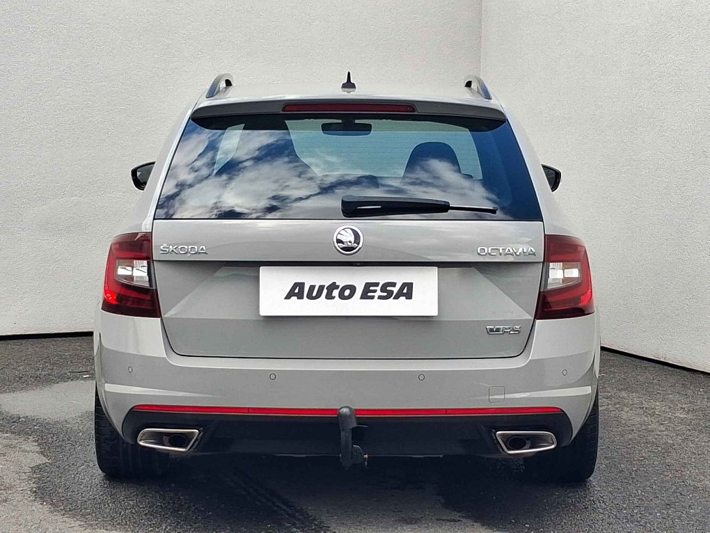 Škoda Octavia III 2.0 TSi RS245