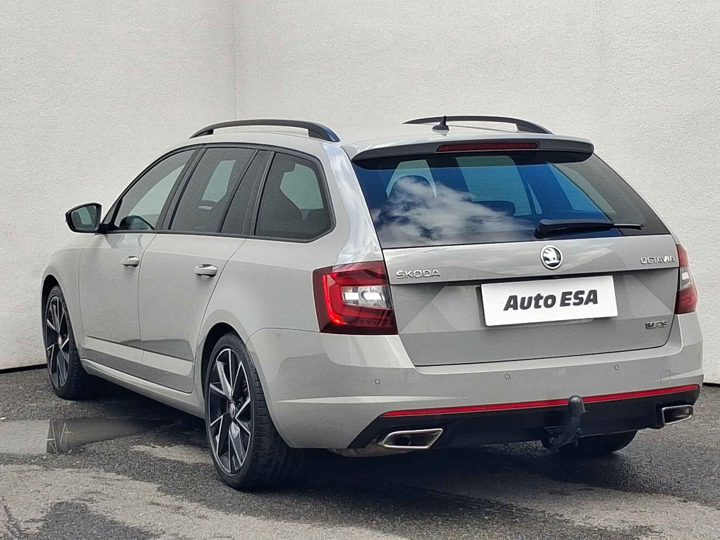 Škoda Octavia III 2.0 TSi RS245