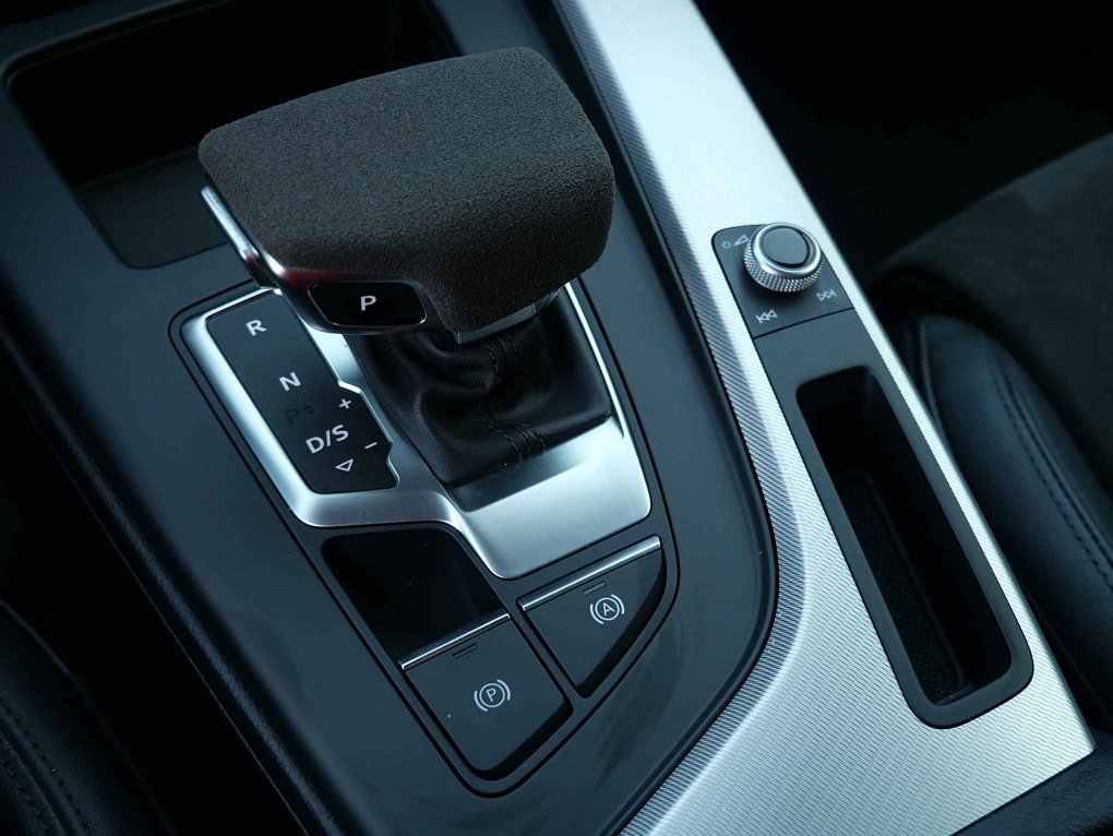 Audi A4 2.0 TDi  quattro