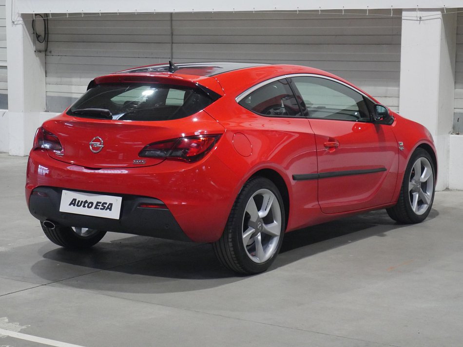 Opel Astra 1.6 T 