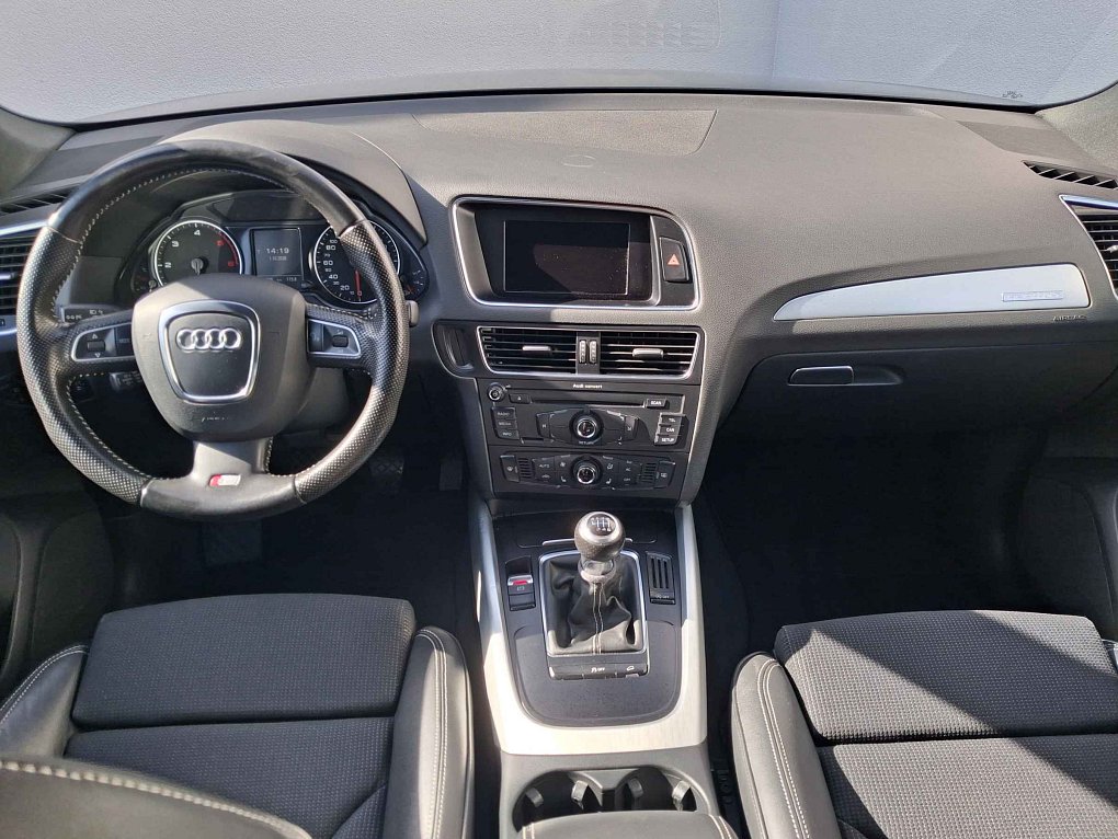 Audi Q5 2.0 TDi S-line quattro