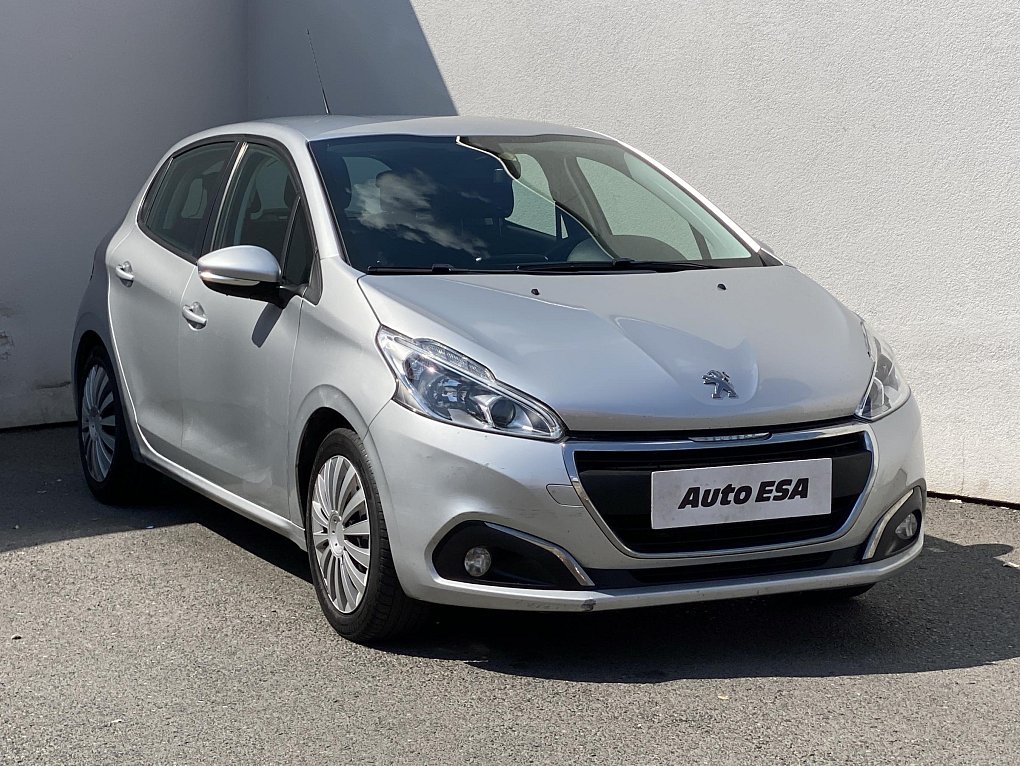 Peugeot 208 1.2PT 