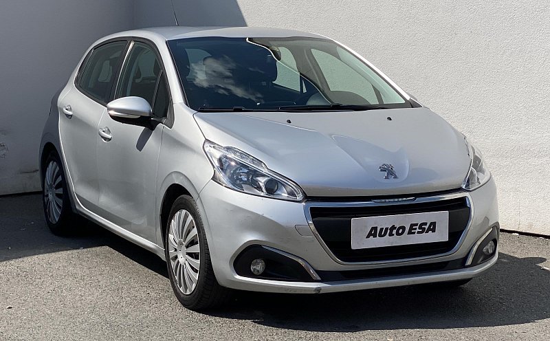 Peugeot 208 1.2 