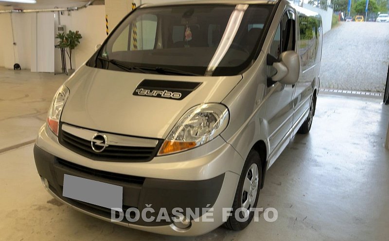 Opel Vivaro 2.5CDTi Cosmo WESTFALIA