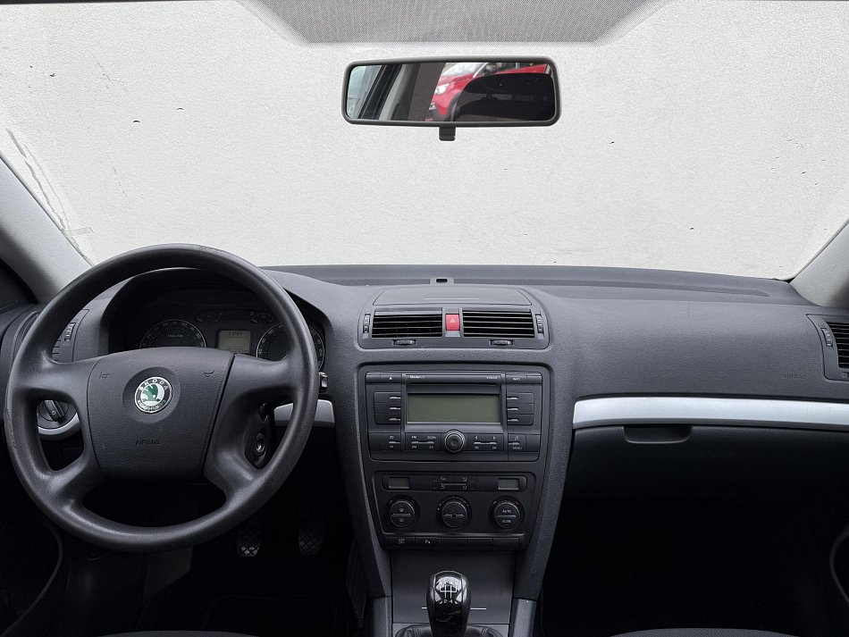 Škoda Octavia II 1.6 MPi 