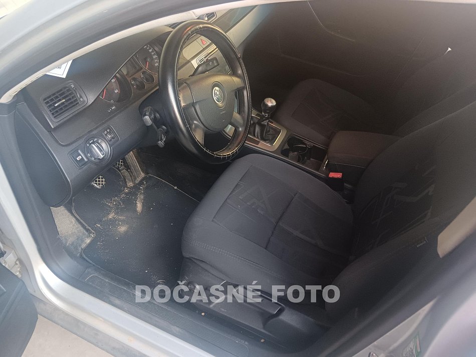 Volkswagen Passat 1.9 TDi 