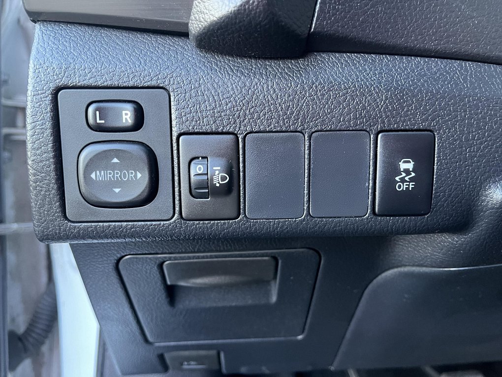 Toyota Auris 1.6 VVTi 