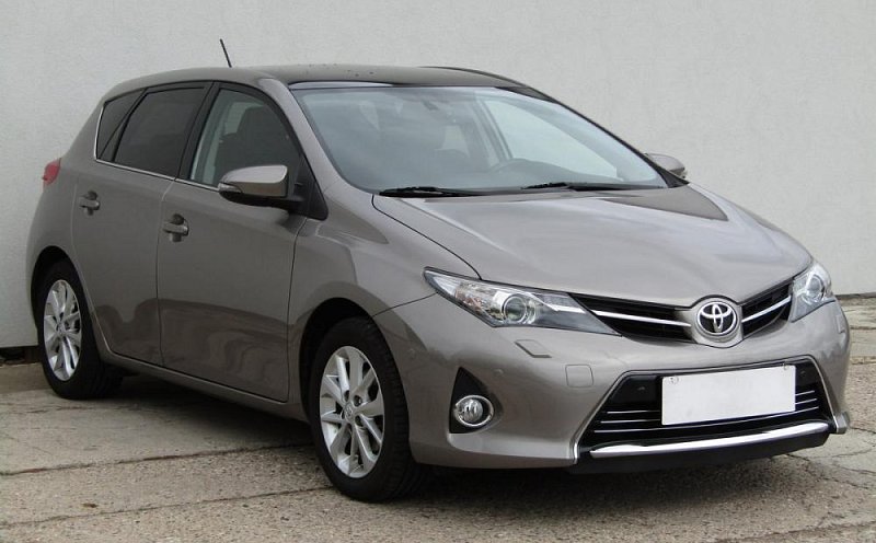 Toyota Auris 1.6 VVTi 