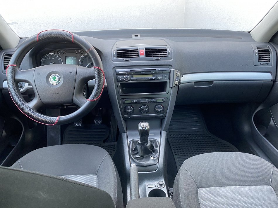 Škoda Octavia II 1.6MPi 