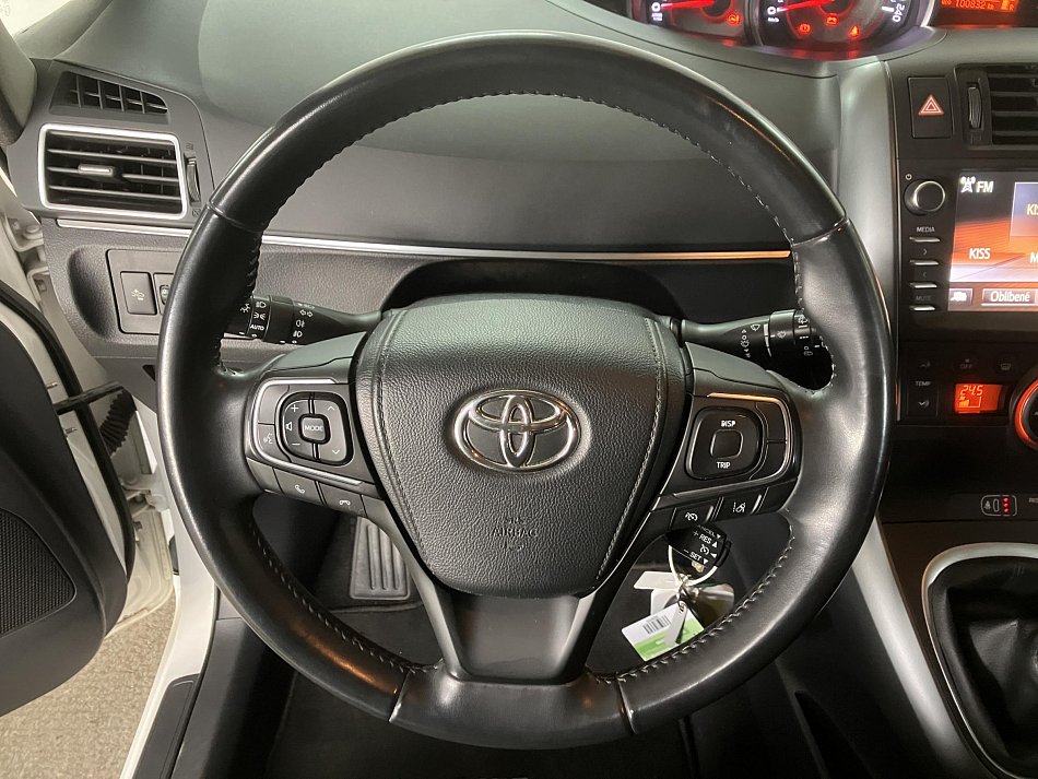 Toyota Verso 1.6VVTi 