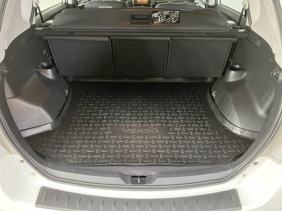 Toyota Verso 1.6VVTi 