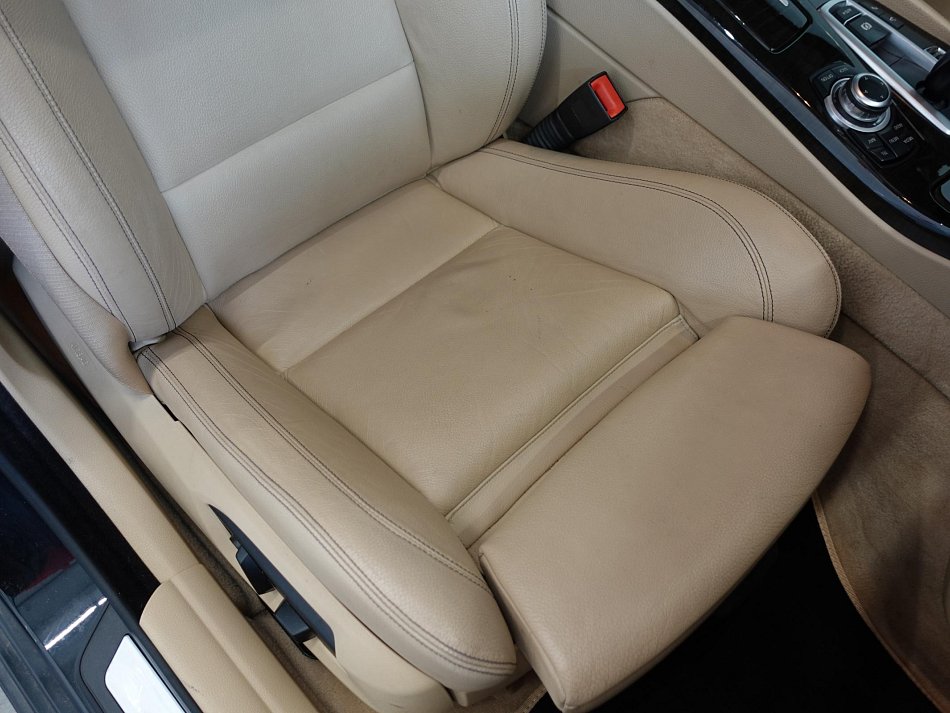 BMW Řada 5 2.0d  520D xDrive