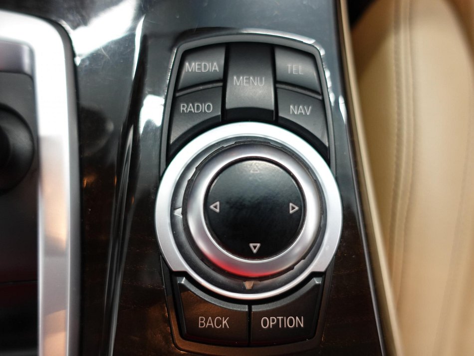 BMW Řada 5 2.0d  520D xDrive