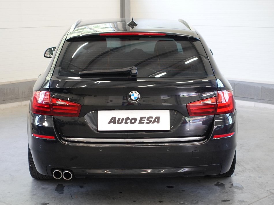 BMW Řada 5 2.0d  520D xDrive