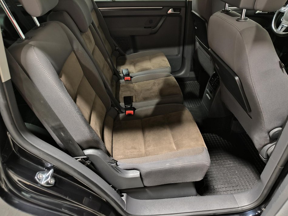 Volkswagen Touran 1.4 TSi Comfortline 7Míst