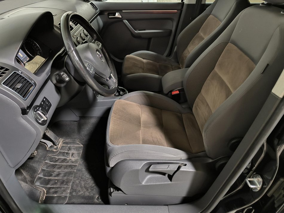 Volkswagen Touran 1.4 TSi Comfortline 7Míst