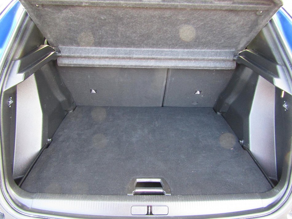 Peugeot 2008 1.5 HDi 