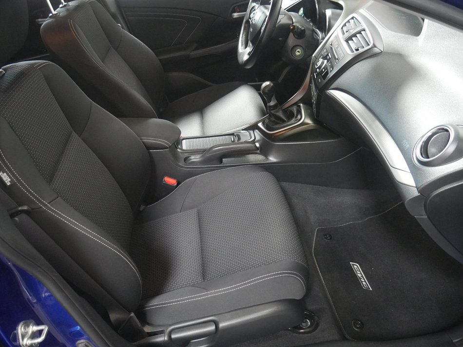 Honda Civic 1.6i-DTEC Elegance