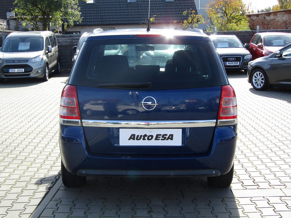 Opel Zafira 1.8 i 