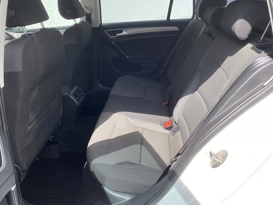 Volkswagen Golf 1.4 i 