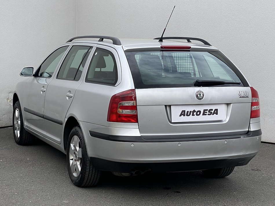 Škoda Octavia II 2.0 FSI 