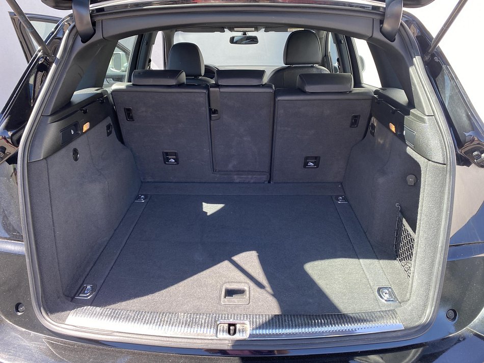 Audi SQ5 3.0 TDi  quattro