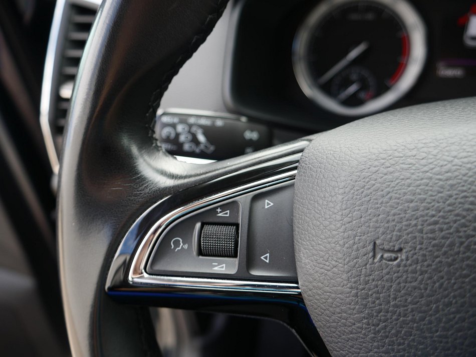 Škoda Karoq 1.0 TSi Soleil